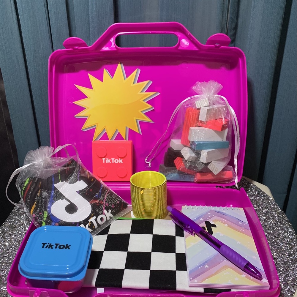TikTok Activity Box - Picture 3 of 9
